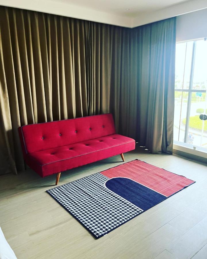 Presidency Airport Hotel Kochi Exteriör bild