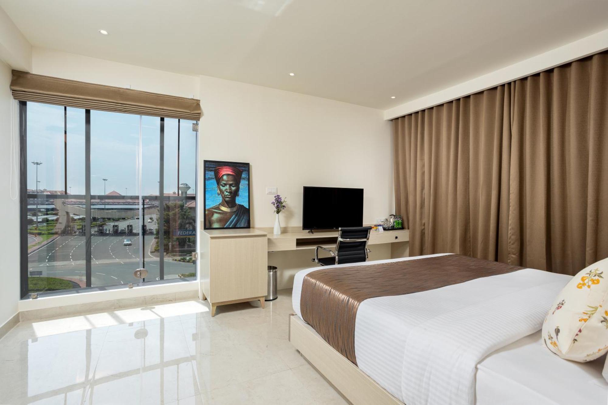 Presidency Airport Hotel Kochi Exteriör bild
